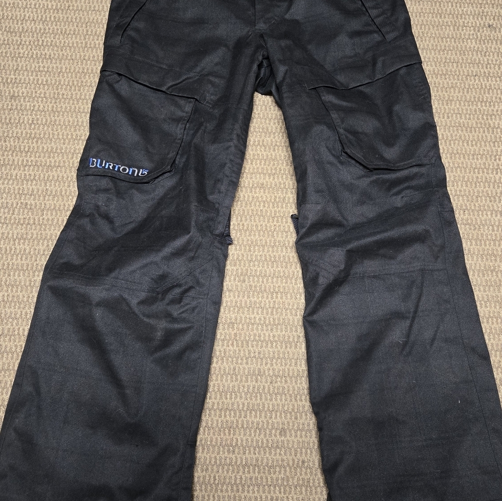 Burton Men's Black & Gray Plaid Cargo Pants